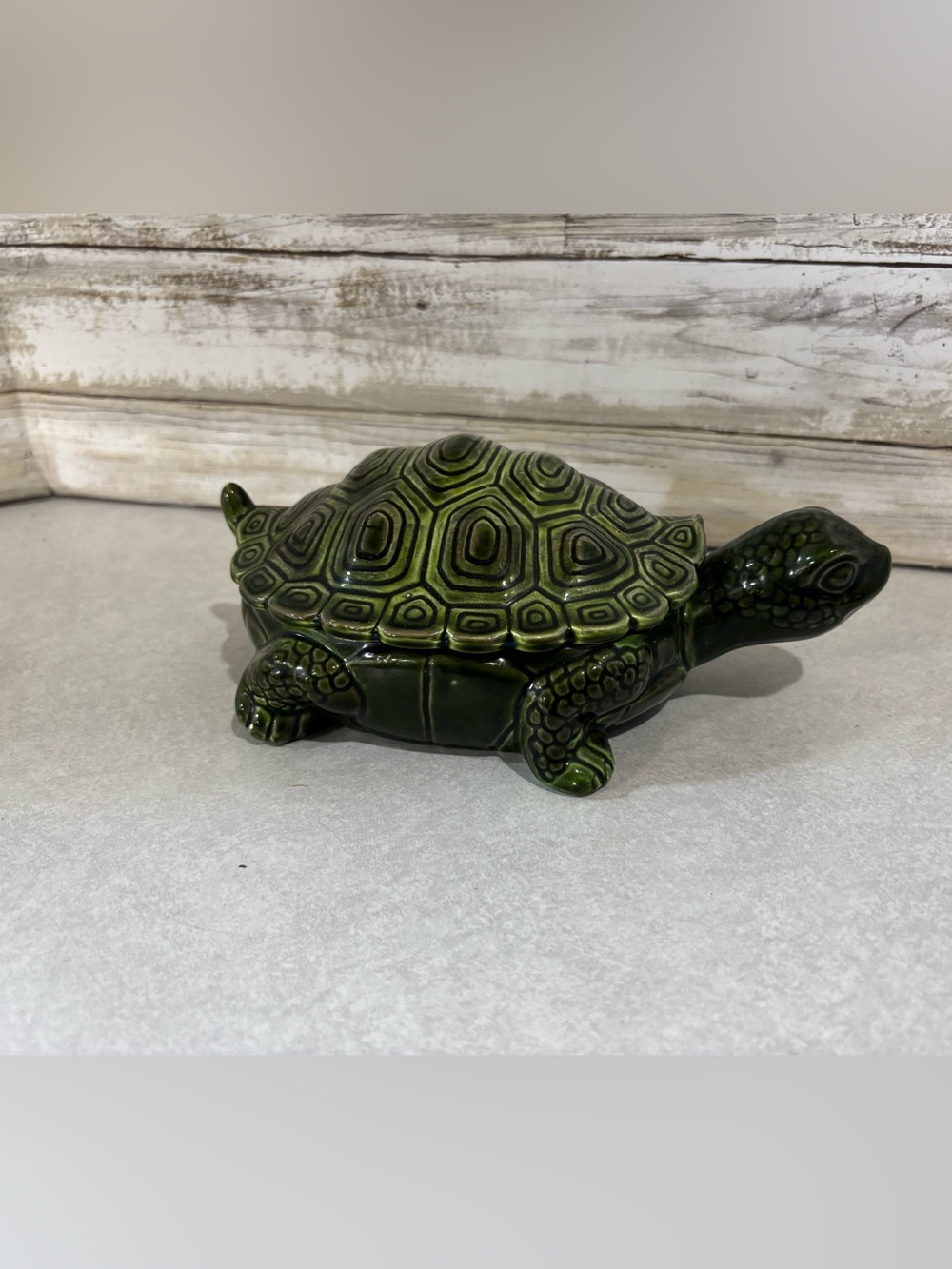 Vintage ceramic green turtle candy trinket dish with lid